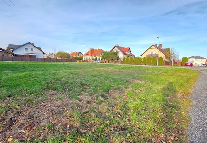 Tylko u nas jasińskiego działka wz pomiędzy domami