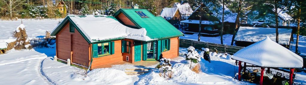 Dom pod sosnami - mazurska przystań nad jeziorem