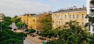 Stalowa! 2 pokoje! kamienica! balkon!