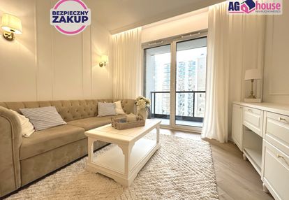 Świeżo wykończony apartament | widok na zatokę