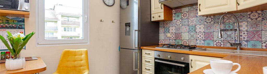 Czeska - 4 pokoje na pierwszym piętrze