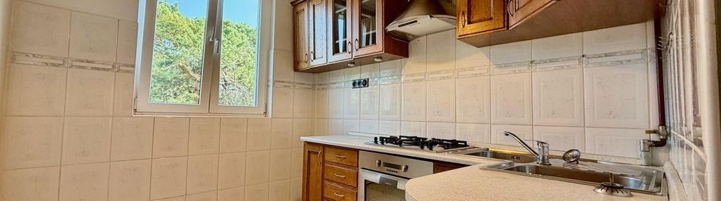 3 pokojowe mieszkanie, oddzielna kuchnia, balkon