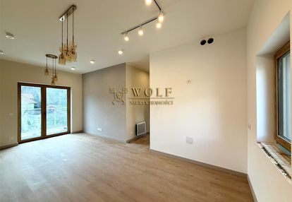 Nowoczesny apartament  przy lesie – nowe chechło