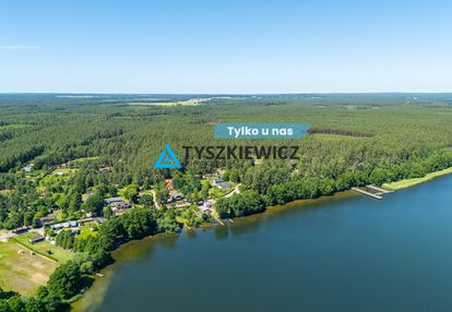 Urokliwa działka nad jeziorem