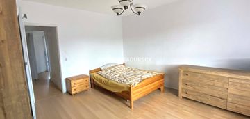 Ruczaj, dwa pokoje z osobną kuchnią. 52m2