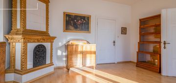 Mieszkanie w kamienicy 800m od plaży z balkonem