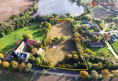 Działka bezpośrednio przy jeziorze z wydanymi wz