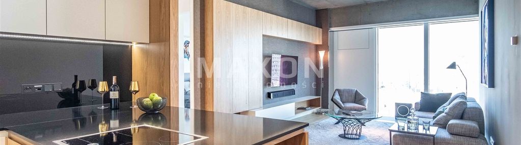 Luksusowy apartament w budynku z basenem