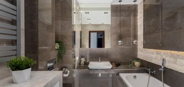 Dwupokojowe, z widokiem! ostatnie piętro z balkonem. klimatyzacja.