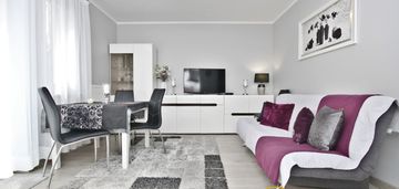 Nowe budownictwo | park złotnicki | balkon