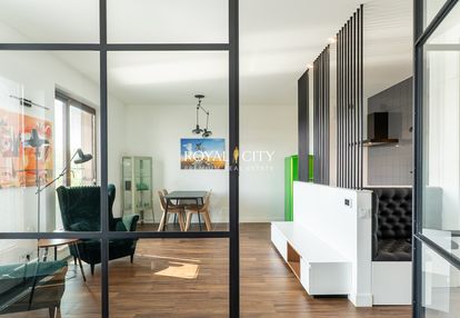 3 pokojowy apartament w porcie praskim.