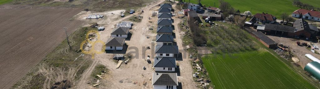 Parterowy dom blisko lasu i jeziora