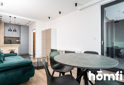 Nowoczesne 2 pokojowe mieszkanie - czerwone maki