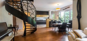Dwupoziomowy apartament 110 m², taras 60 m² bałuty