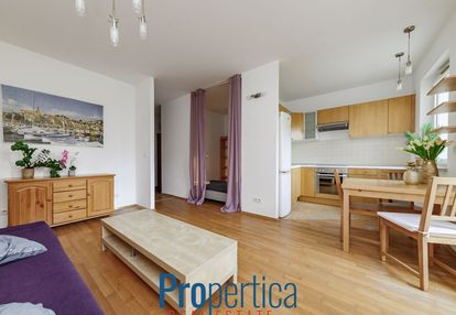 Piękne, jasne mieszkanie. taras garderoba garaż