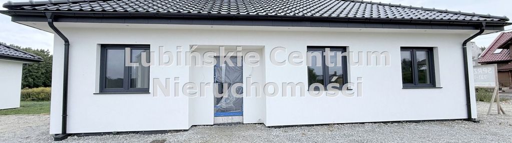 Dom parterowy w osieku stan deweoperski