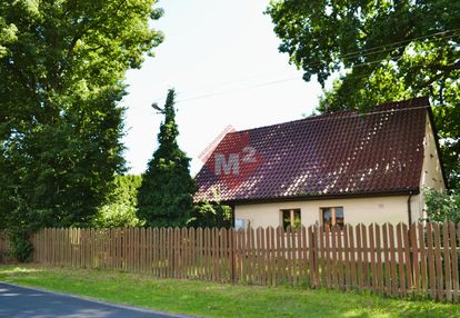 Dom z dużym ogrodem, oczkiem wodnym i budynkami gospodarczymi – łaniewo
