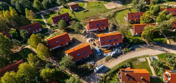 Nowy dom - kaszubska osada w barkocinie.