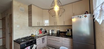 Nowa cena! 3 pojowe mieszkanie,kuchnia jaworskiego