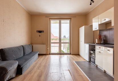 Mieszkanie blisko akademii z miejscem parkingowym