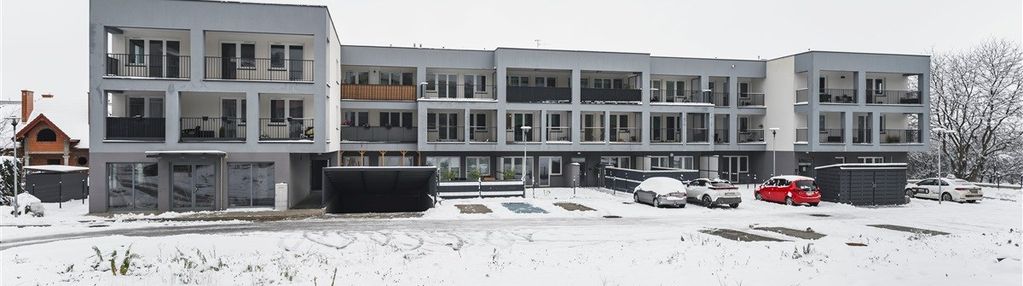 Mieszkanie z balkonem 2miejsca postojowe i komórka