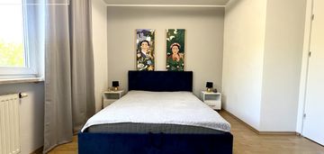 Przestronne/blisko komunikacji/balkon/garaż
