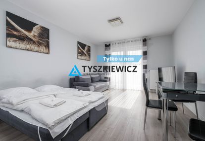 Kawalerka przy parku reagana blisko morza