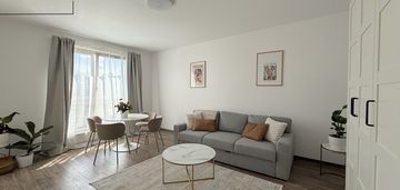 2 oddzielne pokoje/balkon/wysoki standard