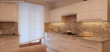 Przestronny dom po generalnym remoncie – wołomin