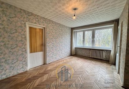 2 pokoje, niski blok