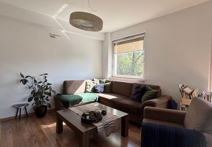 Doskonale skomunikowane, w samym centrum redłowa!