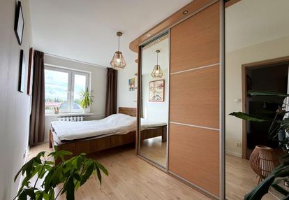 3 pok, osobna kuchnia, balkon, piwnica! spół.-wł.