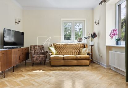 Najlepsza lokalizacja /400m2 ogrodu/parking