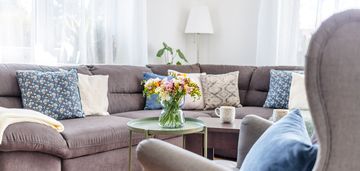 3-kondygnacyjny dom wolnostojący w pruszkowie