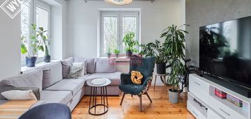 3 pok do wejścia jasne tramwaj