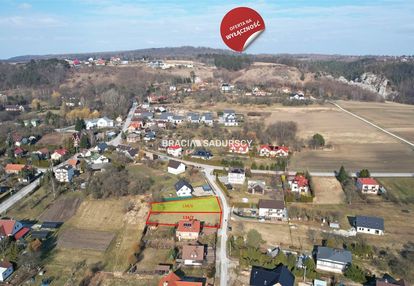 Działka z widokiem na "bramę bolechowicką"