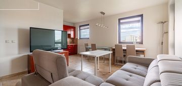 Strzeżone osiedle / metro / parking podziemny