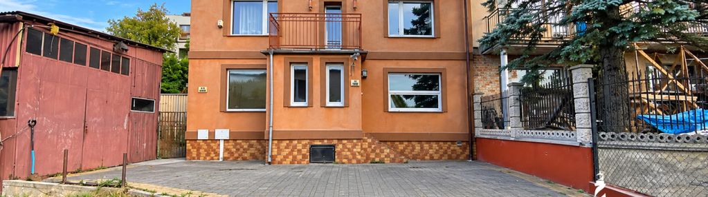 Dom wolnostojący z halą warsztatową