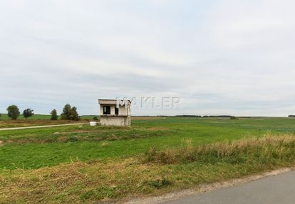 Działka budowlana z rozpoczętą inwestycją