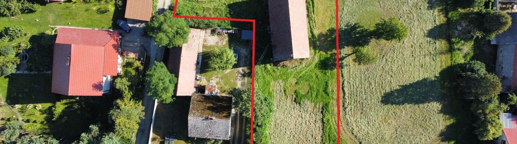 Działka budowlana z budynkiem gospodarczym!