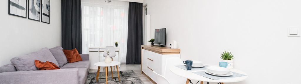 Dwupokojowe mieszkanie z balkonem/ krowodrza