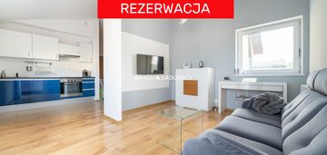 Klimatyczne 2-pokojowe z dużym balkonem