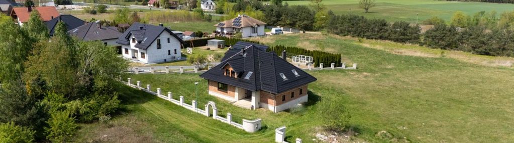 Lisów- dom w spokojnej okolicy z dużą działką