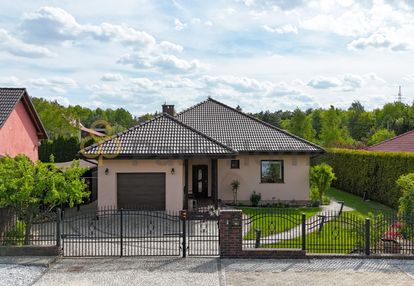 Dom wolnostojący w miejscowości płoty ul. pogodna