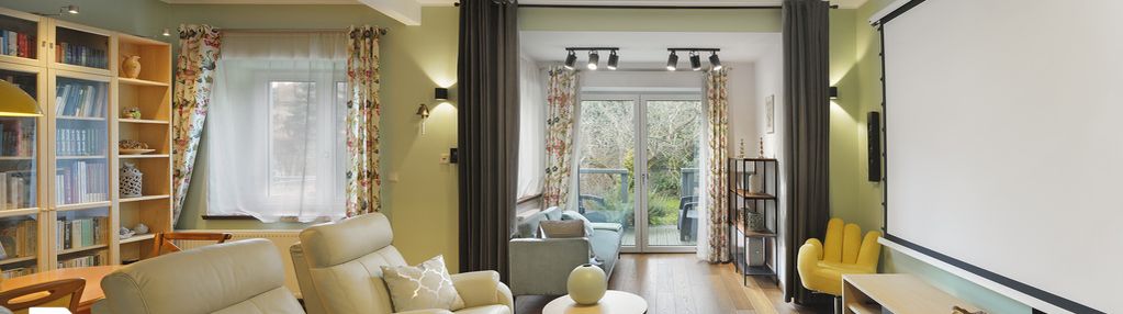 Dom po remoncie + apartament, pracownia lub biuro