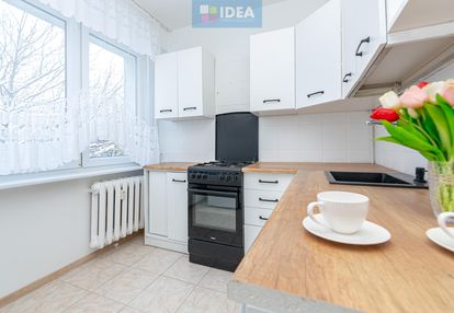 Dworcowa 49 - 2 pokoje, oddzielna kuchnia, balkon