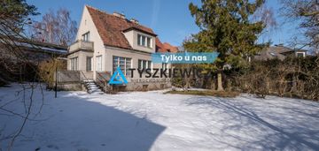 Wyjątkowa willa - prestiż i historia w sercu gdyni