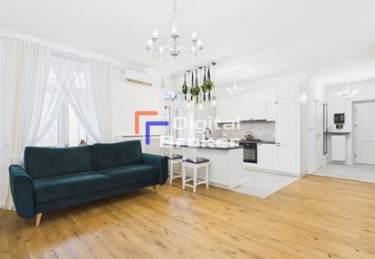 81,92 m²⭐standard⭐kamienica⭐śródmieście⭐parking