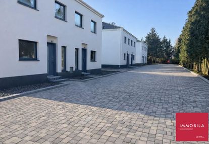 Ostatni bliźniak na sprzedaż