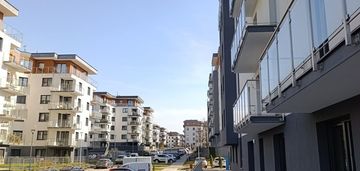 Apartament z tarasem i garderobą os.radosne